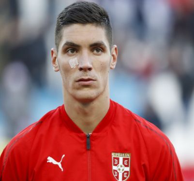 方面难以形 方面难以形