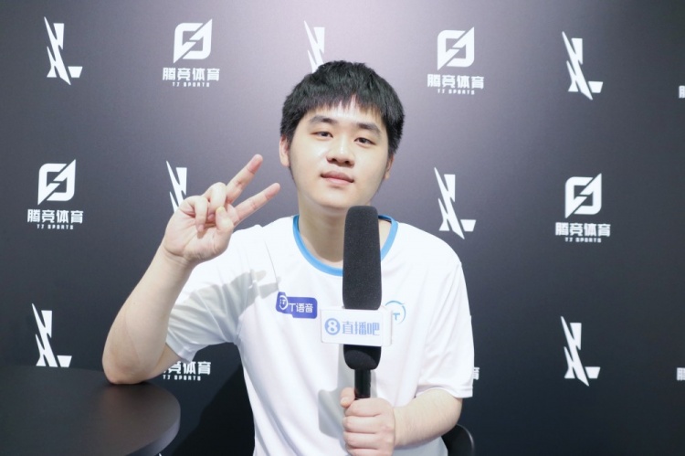 色表现主要 色表现主要